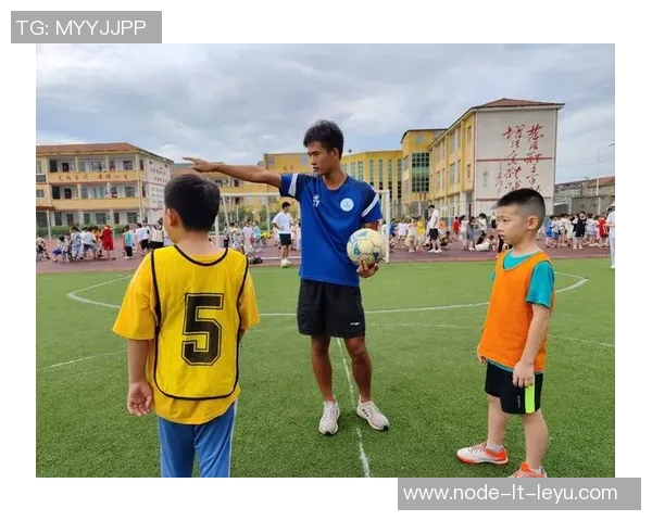 雷登足球俱乐部:追逐梦想的绿茵场上演绎激情与团结的故事